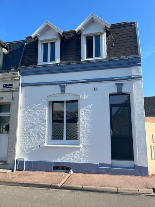 Holiday home Maison Avec Jardin Cayeux-sur-Mer